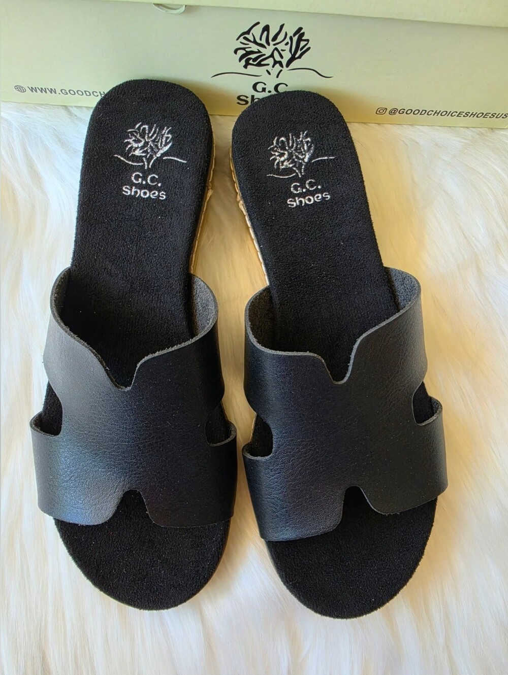 Gc Shoes Women's Nellie Cut Out Slide Flat Sandals - Black, 6M